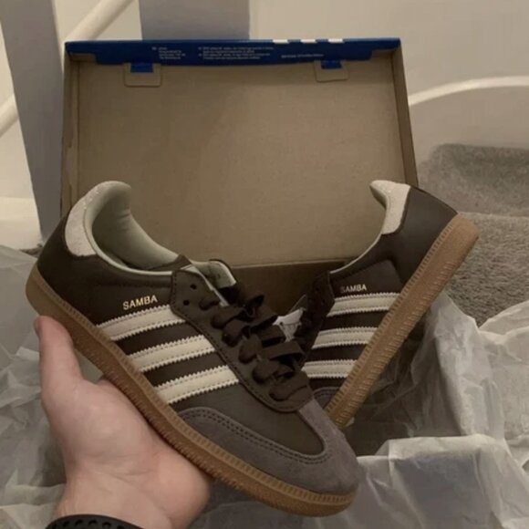 adidas Samba OG Mens Womens Sneakers Brown Putty Grey - Picture 1 of 3